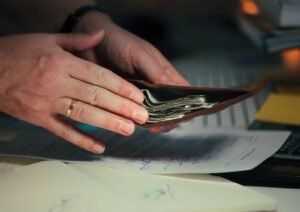 Мінімальна зарплата 2027: скільки заклали в проєкт бюджету
