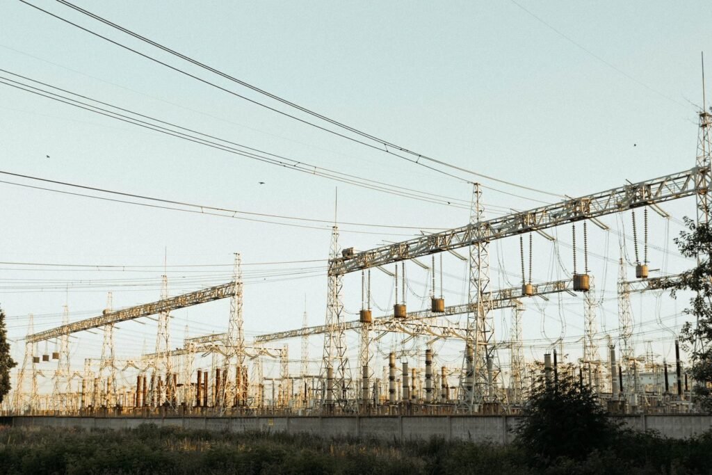 Тариф на електроенергію у 2026 році: скільки коштує світло і як платити менше