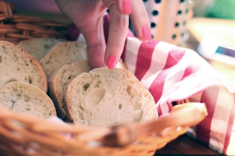 Вуглеводи в продуктах: таблиця, прості та складні вуглеводи